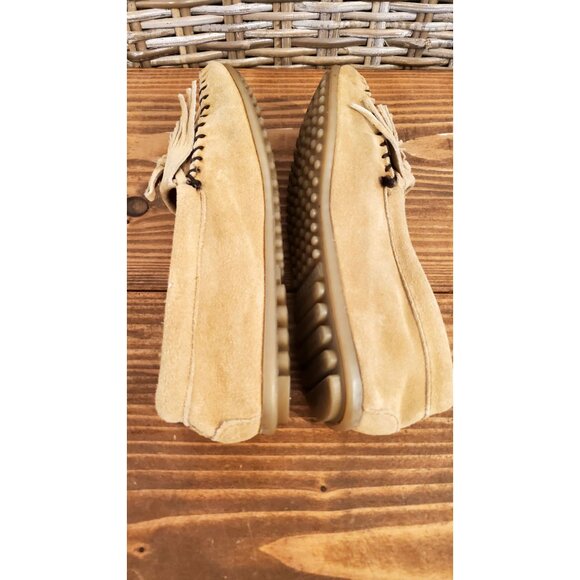 Minnetonka Womens Tan Suede Moccasins With Fringe & Bow Detail Size 7 - Picture 8 of 9